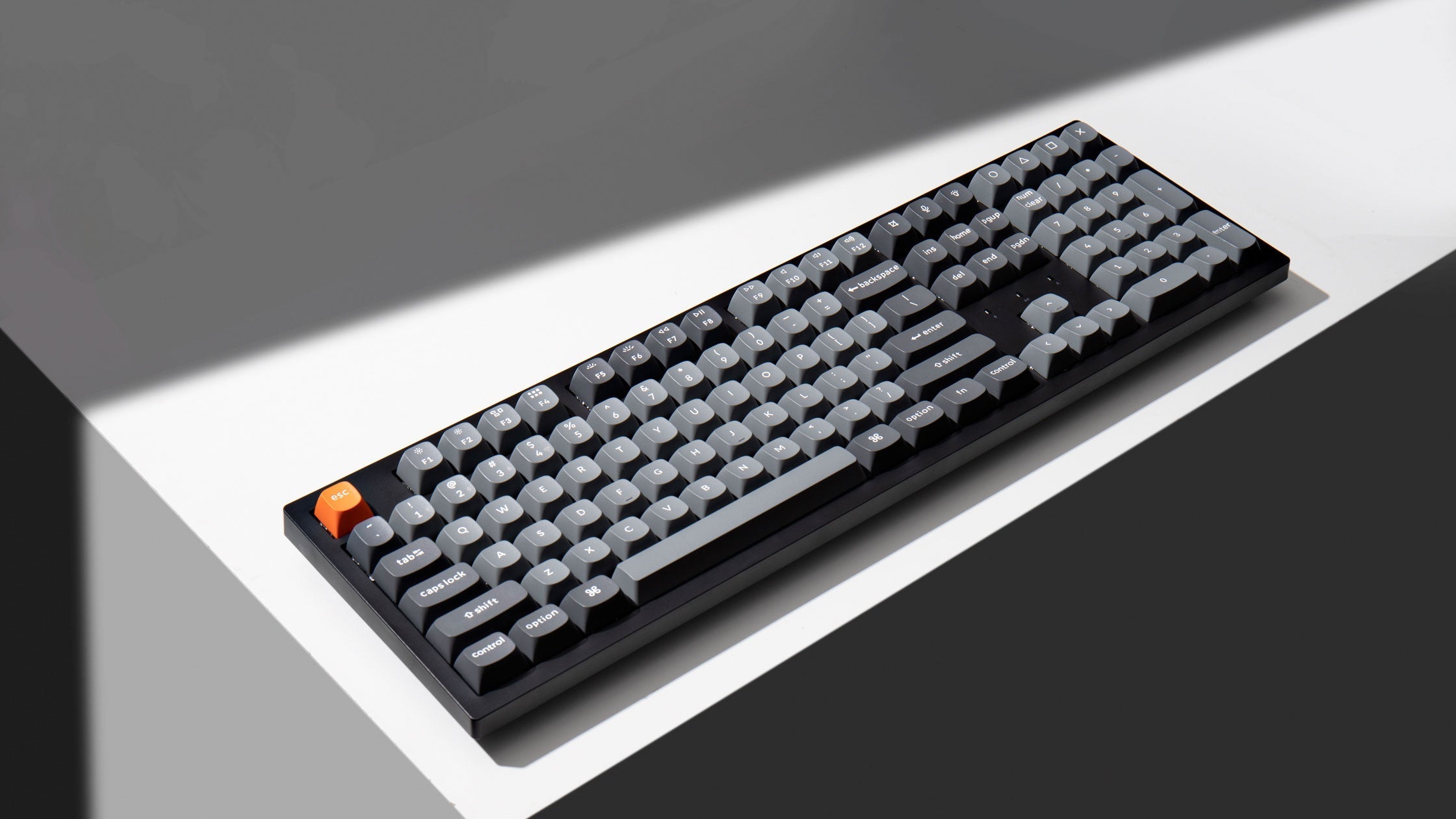 Full-size-keyboard-keychron